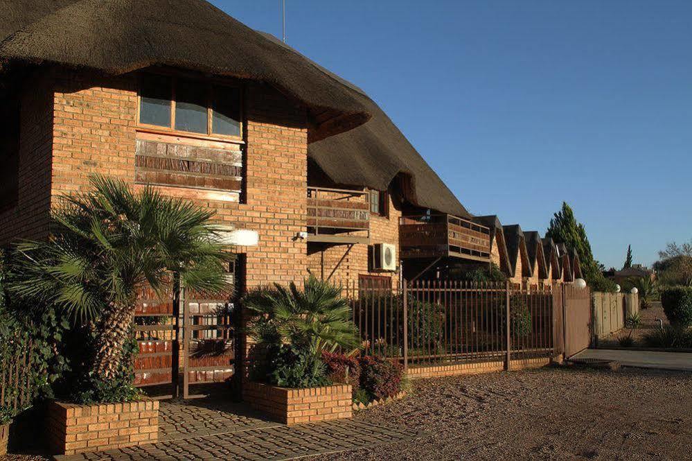 Kuruman Inn Exteriör bild