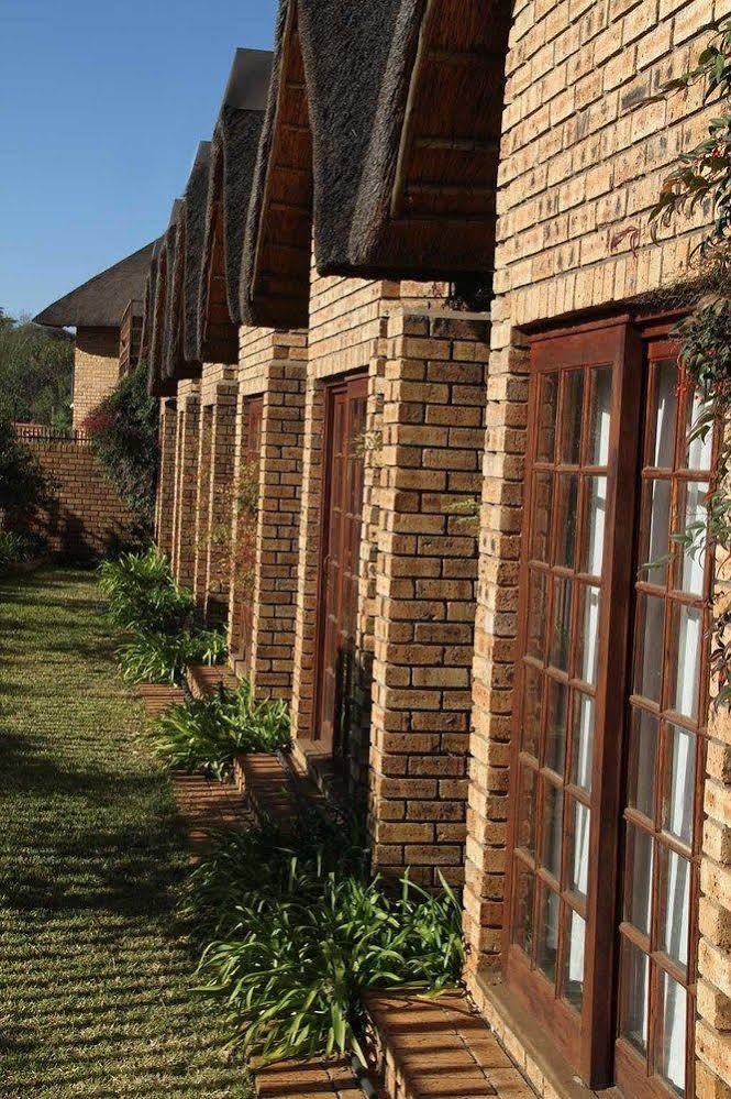 Kuruman Inn Exteriör bild