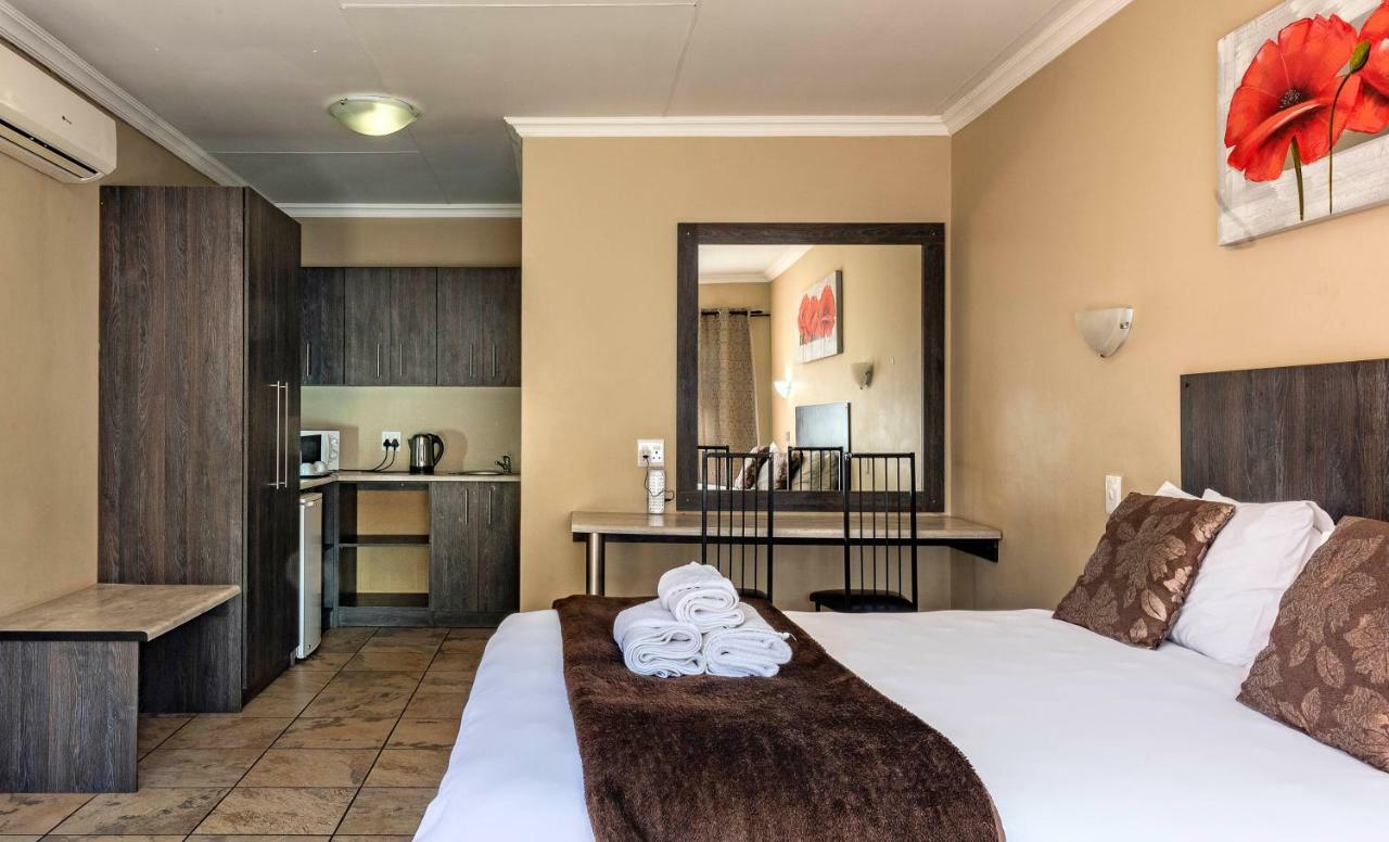 Kuruman Inn Exteriör bild