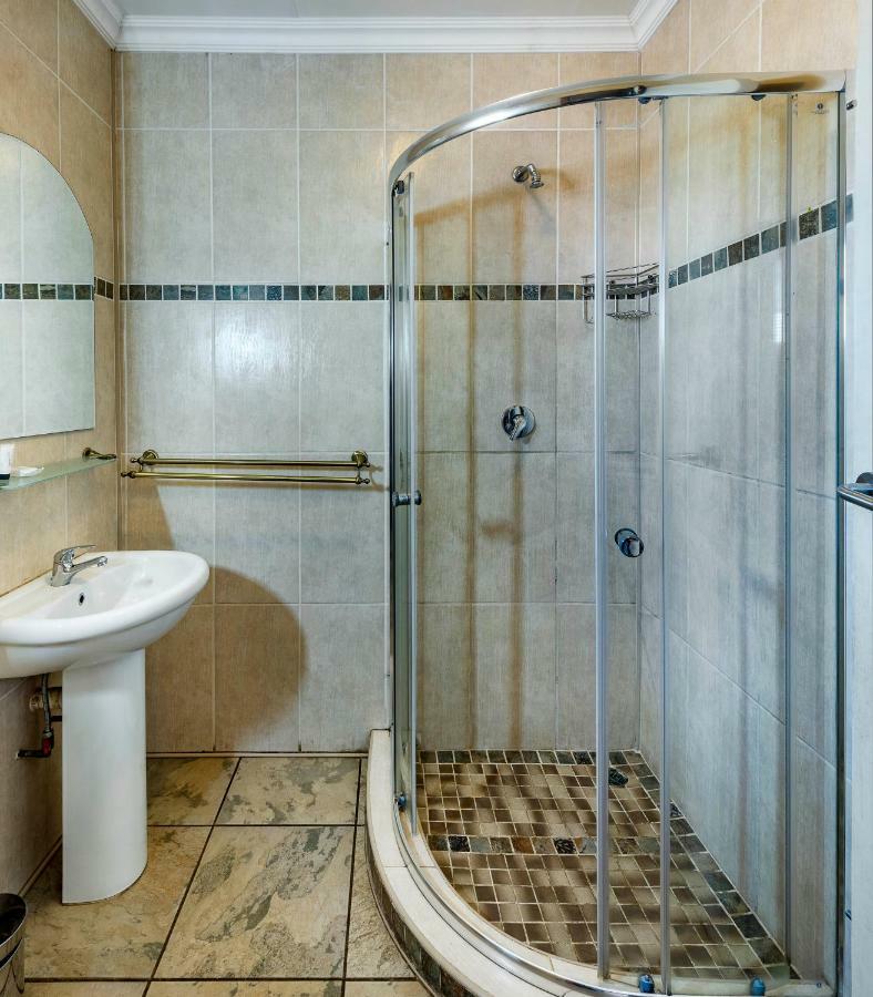 Kuruman Inn Exteriör bild